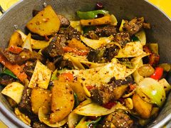-炕锅羊肉土火锅面片大王