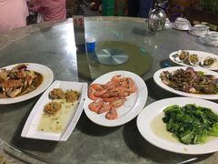 -四川小胡子海鲜(丁村万人海鲜广场店)