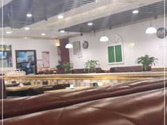 -巴依兄弟西域美食(机场店)