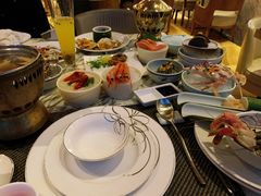 -雍和会海鲜姿造自助(湖东路店)