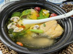 -七的湖·晚芳亭·阳澄湖农家菜·大闸蟹(莲花岛店)