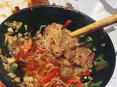 -钢管厂五区小郡肝串串香(蜀都万达店)