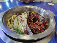 -马路边边火锅串串(观前街店)