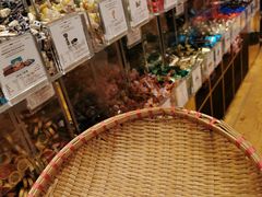 -VENCHI 闻绮(上海佛罗伦萨小镇店)