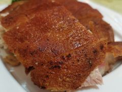 酬神乳猪-香港新发烧腊茶餐厅(万象店)