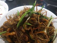 老头儿油爆河虾-老头儿油爆虾·知味杭州(爱琴海购物中心)