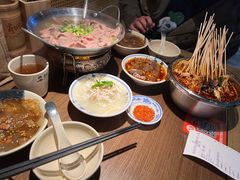 -肖四女乐山跷脚牛肉(南汇大学城生活广场店)