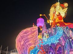 -淄博花灯齐彩城