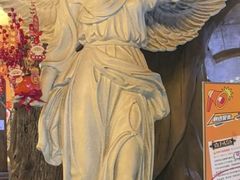 -暴风岛沉浸式体验馆(百联世纪店)