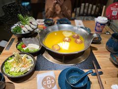 -湊湊火锅·茶憩(上海合生汇店)