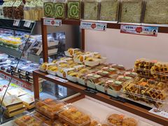 -金色麦甜糕点(面包.蛋糕.华苑店)
