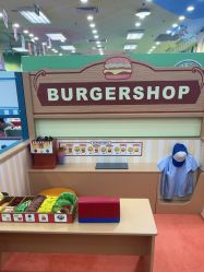 -莫莉幻想儿童乐园(北京金隅嘉品店)