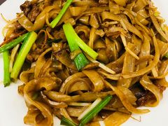 干炒牛河-成记海鲜粥(意大利风情街店)
