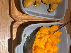 -蜜桃餐厅·伴山(海岸城店)