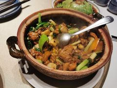 -八府香鸭·啫啫煲(华山路店)