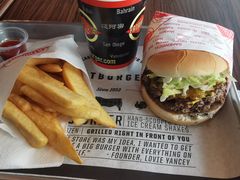 -FATBURGER 特富客汉堡(外交公寓店)