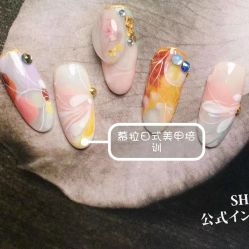 -慕拉美甲美睫皮肤管理