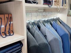 -吴志坚洋服店(贵都邻里中心店)