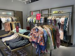 -URBAN REVIVO(北京斯普瑞斯奥特莱斯店)