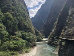 -香格里拉大峡谷巴拉格宗国家级风景名胜区丽江中旅旅游质量服务点