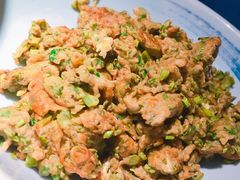 香椿炒蛋-坛宗剁椒鱼头(河西王府井店)