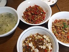 -八碗湘长沙市井菜(坡子街店)