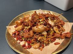 -肥肥虾庄·金牌油焖大虾(杨园滨江时代walk店)