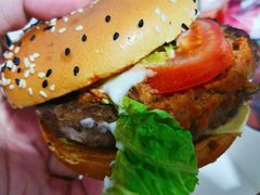 金尊肉酱安格斯厚牛堡-麦当劳(军博店)