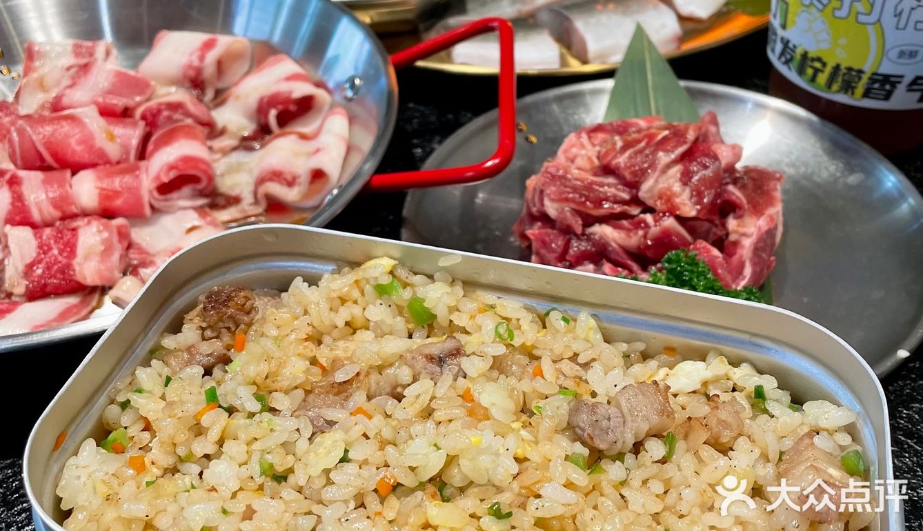 开炙318烤肉场ins风打卡新地标