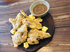 咸蛋黄鸡翅-小食院简餐厅