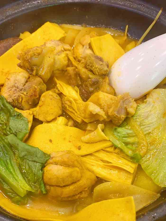 妙小鸡·鲍汁焖鸡-"进去一楼都是吃饭的地方,很好找.阿姨也.