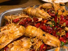 -喝丢一只鞋辣炒海鲜小烧烤(三八广场店)
