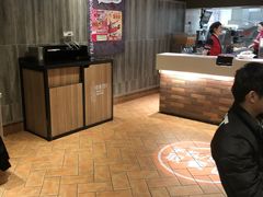 -肯德基(东安路站店)