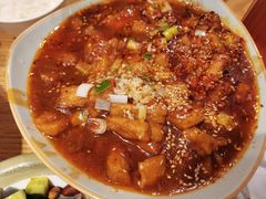 -闫家驴肉老店(华电一校店)