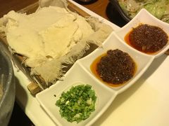-95号酱骨·一块豆腐(展春园西路店)