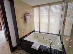 -三亚亚龙湾雅高铂尔曼别墅度假酒店