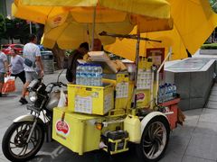 -詹爷爷乌节路街头冰淇淋