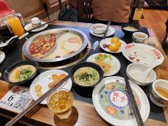 -沸炉重庆老火锅(军事博物馆店)