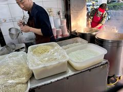 -中山牛肉肥肠粉面馆(军工社区店)
