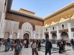-阿里·本·优素福神学院