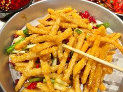 -巴厘龙虾·榜首油焖大虾(音乐学院·沿江酒馆店)