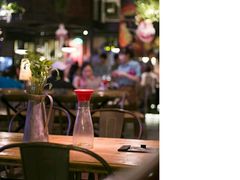 -胡桃里乐队酒馆(鎏嘉码头店)