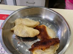 -黄阿姨锅贴大王(万航渡路店)