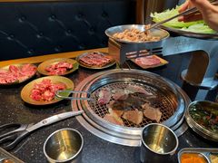 -韩烧牛中牛·甄选黑牛烤肉(黑金店)
