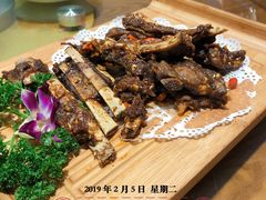 -万小金辣椒炒肉(抚河南路店)