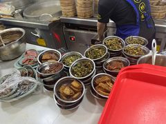 -老新隆牛肉锅贴(新街口店)
