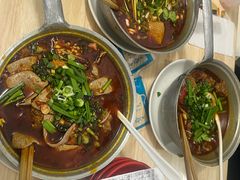 -铁锅哥米线
