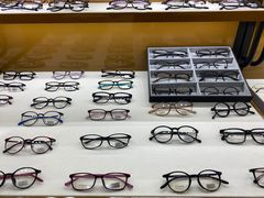 -罗伯特眼镜·蔡司官方授权(罗湖国贸店)