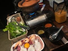 thai hot pot-Show Neua Thai Street Food