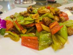 尖椒炒脯肉-口衣记鸡饭店